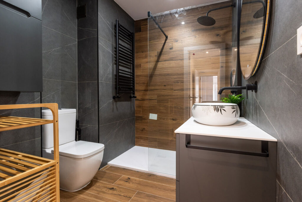 reforma de banos en oviedo